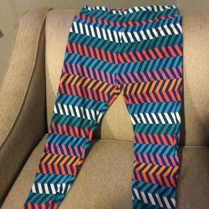 Multicolored Design Lularoe TC Leggings